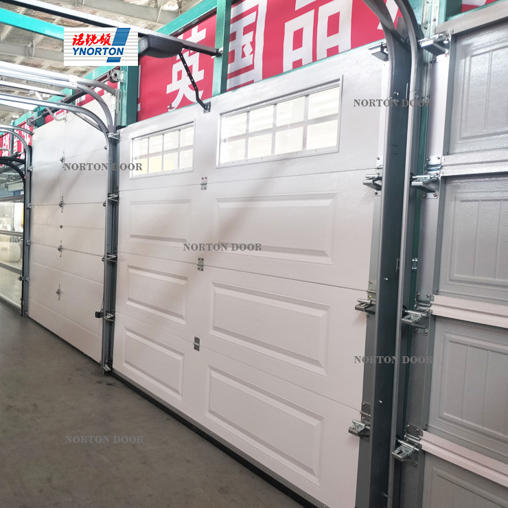 Fünf wichtige Punkte für die routinemäßige Wartung von Garagentoren: Diese Tricks helfen, ihre Lebensdauer zu verlängern